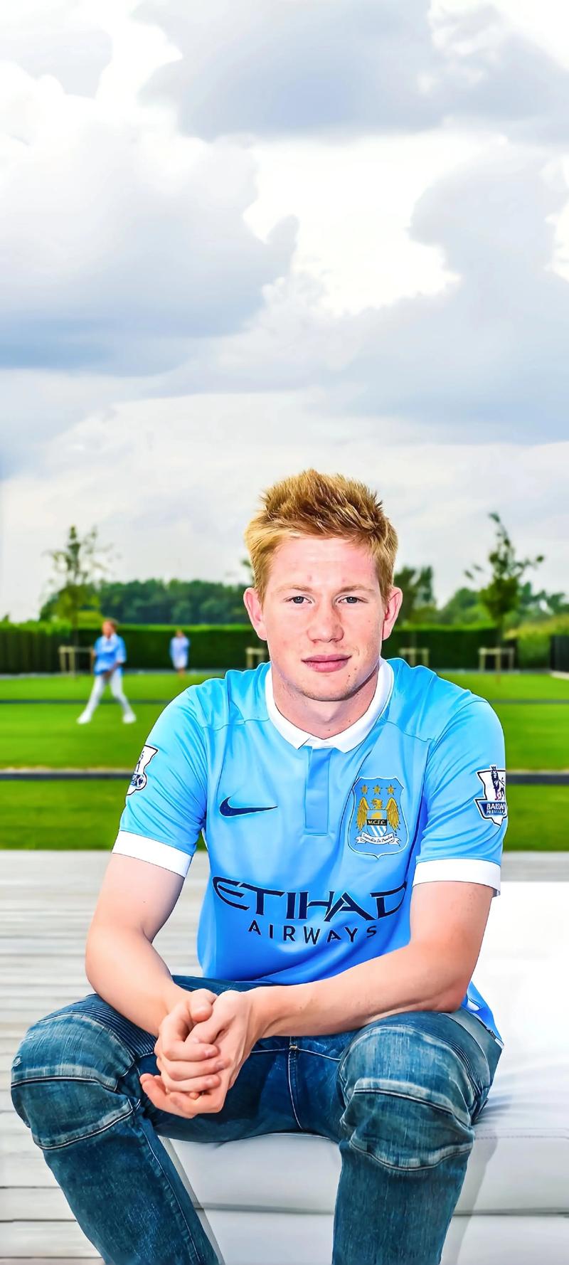 68分钟被换！利物浦1.5亿标王让斯洛特死心：5项数据挂零 评分6.5