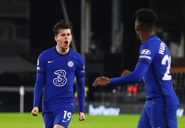 高诗岩跟克里斯连着两场视觉冲击力非常炸裂的配合，看着太爽了