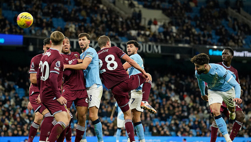 篮球勇士替补球员表现优异