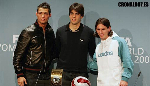 内马尔社媒向球迷致歉：联赛最后阶段加油，为我送点感到抱歉