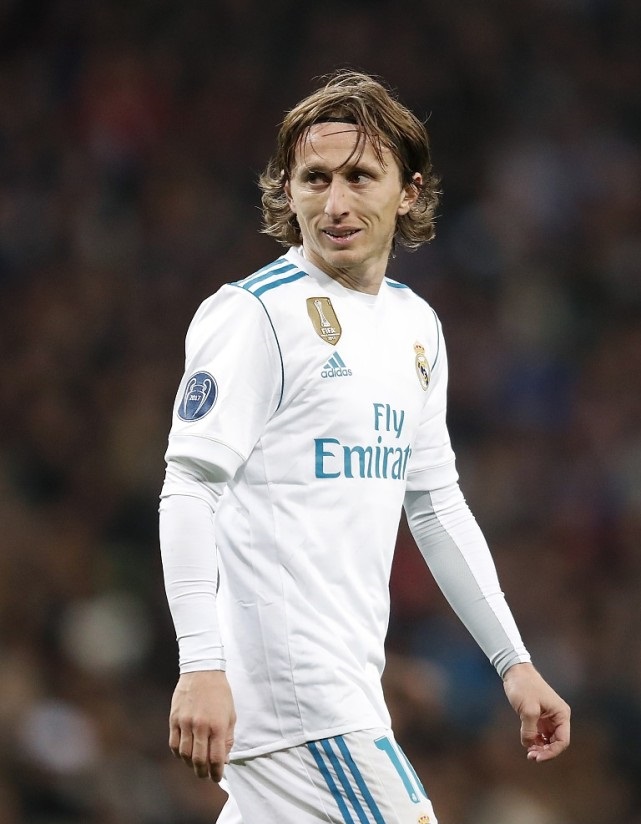 世体：巴萨还没有收到对特狮的报价，他们希望他先彻底康复